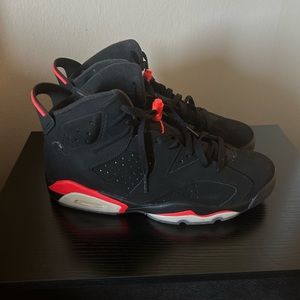 Jordan 6 Retro